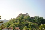 Il castello con la sottostante area di 12.000 metri quadrati di verde pubblico